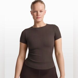 NikeSKIMS NWT Ribbed Seamless short sleeve